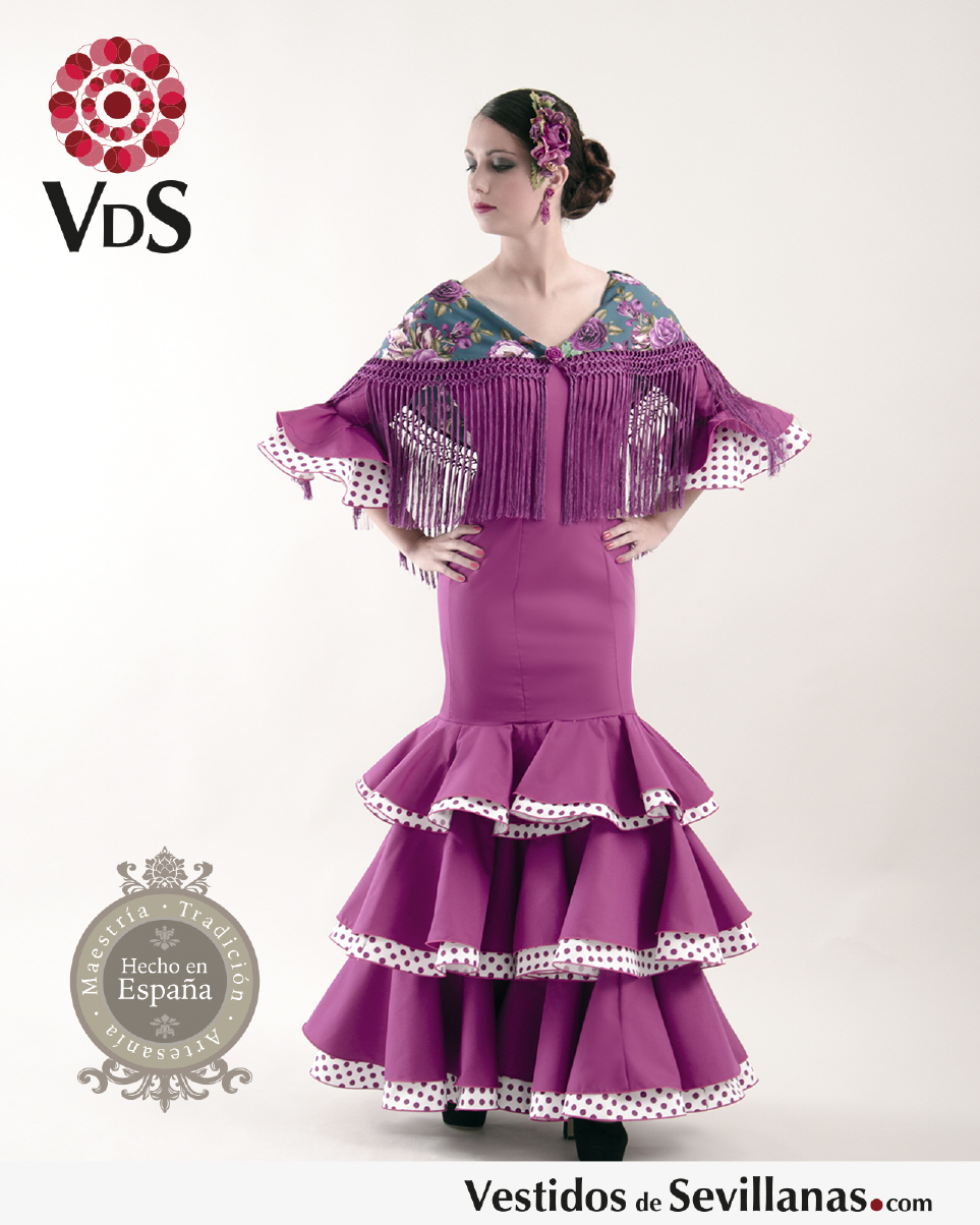 Trajes de flamenca con lunares buganvilla