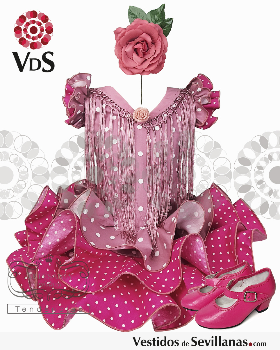 Trajes de gitana en rosa lunares
